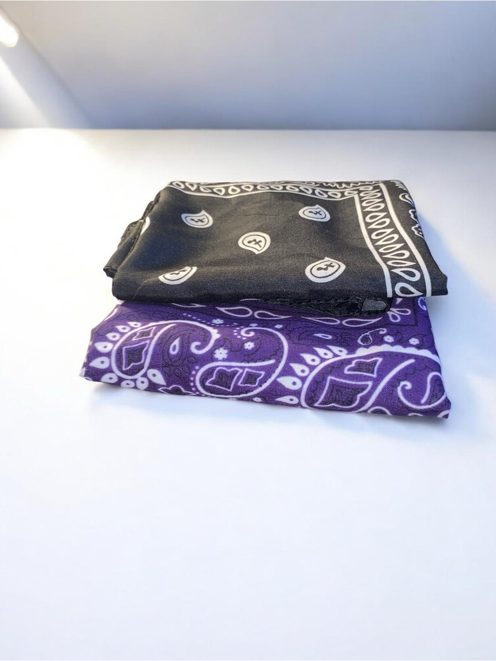 Lot of 2 Vintage style Paisley Bandanas – Black & Purple (21" x 21")